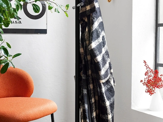 Appendiabiti in metallo con ganci in legno di faggio grafite App di Connubia