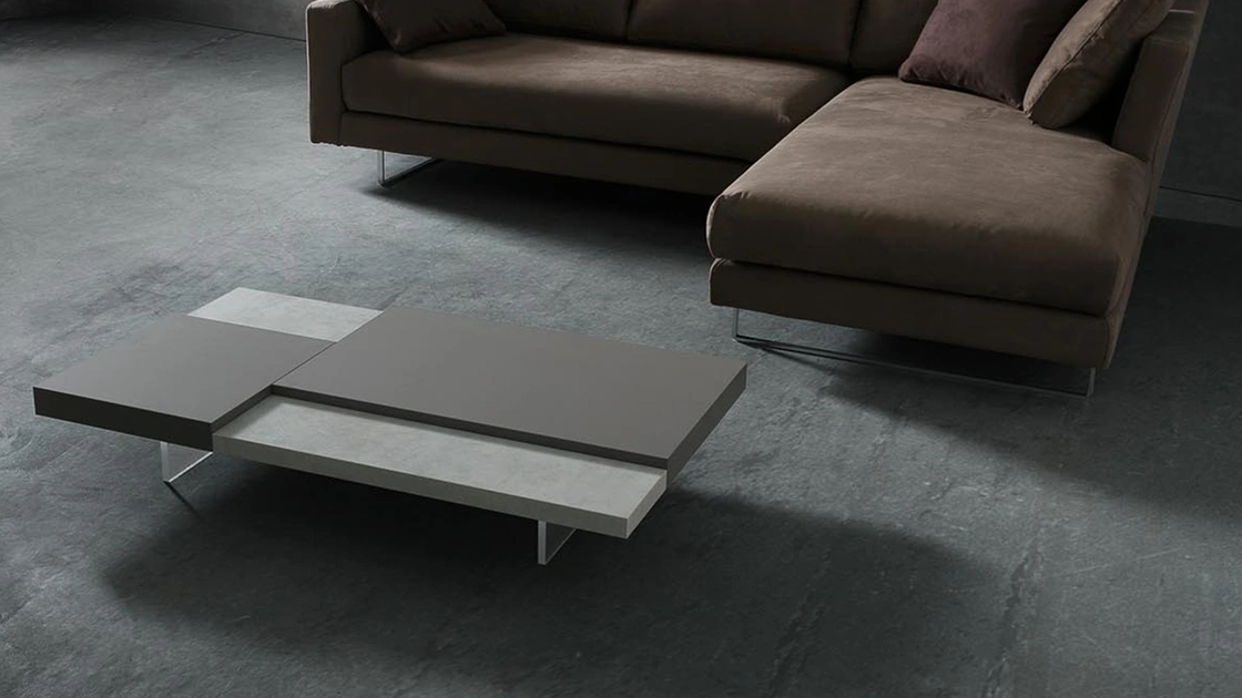 Tavolino di design in laccato supportato da un pannello in melaminico Erica di La Primavera