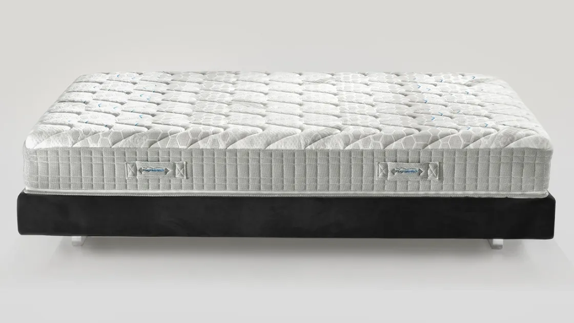 Materasso MagniStretch 9 in memory, eliosoft, elioform e fibra super soft di Magniflex