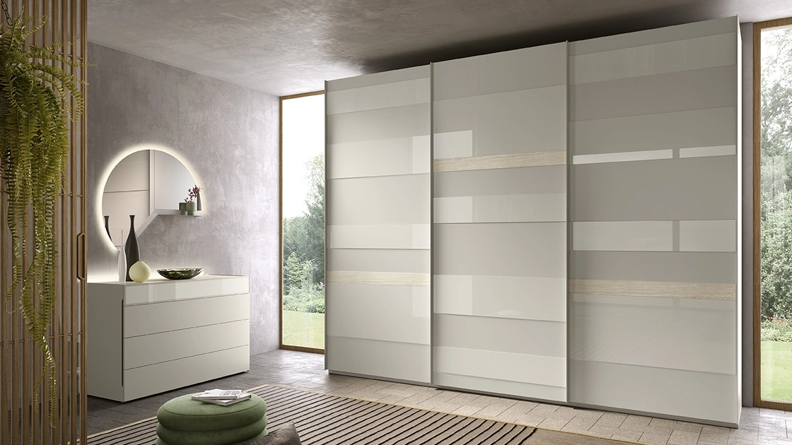 Armadio 08 con ante scorrevoli di Corso 11