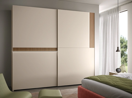 Armadio 17B con ante scorrevoli di Corso 11