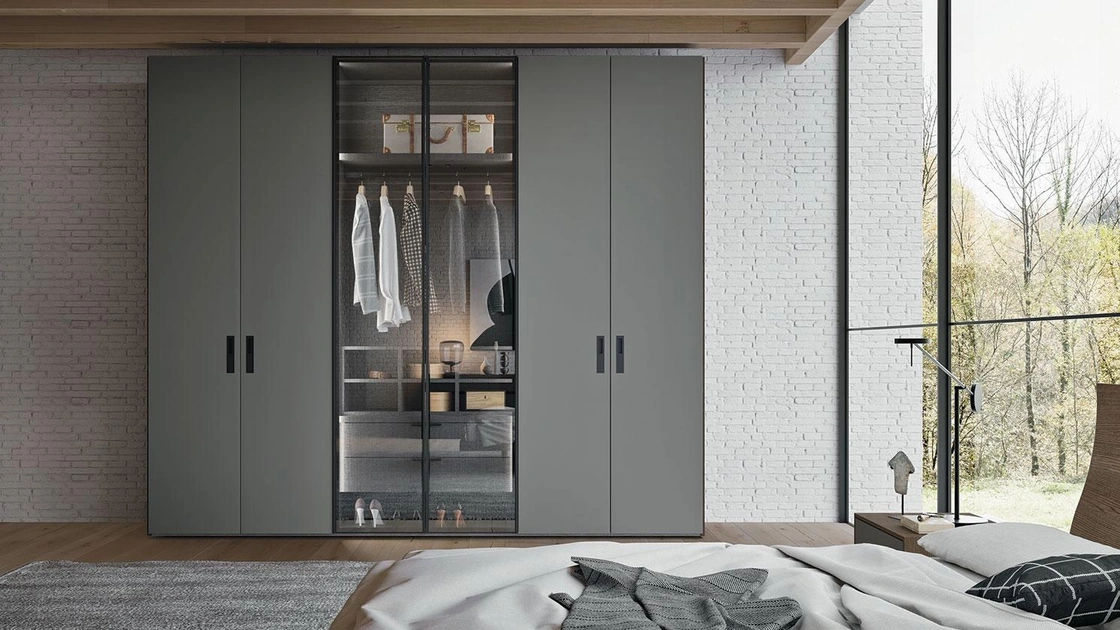 Armadio con ante battenti in laccato e vetro Comp 387 di Mobilgam