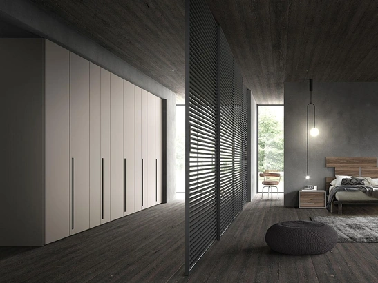 Armadio con ante battenti Comp 348 in laccato opaco di Mobilgam