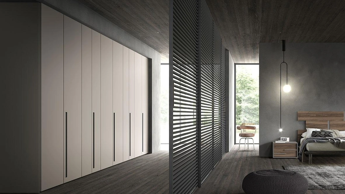 Armadio con ante battenti Comp 348 in laccato opaco di Mobilgam