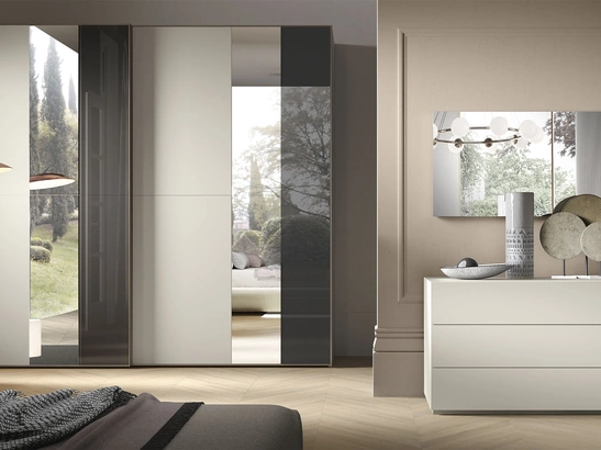 Armadio Era in laccato di Adriatica