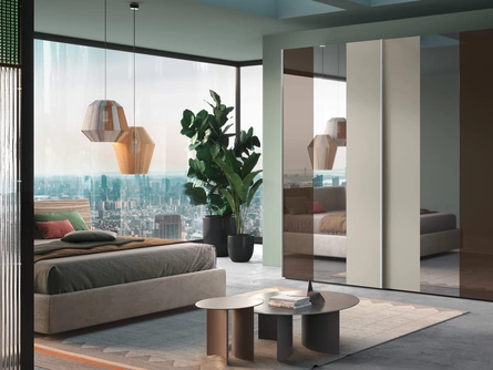 Armadio con ante scorrevoli in nobilitato e vetro Kappa di Adriatica