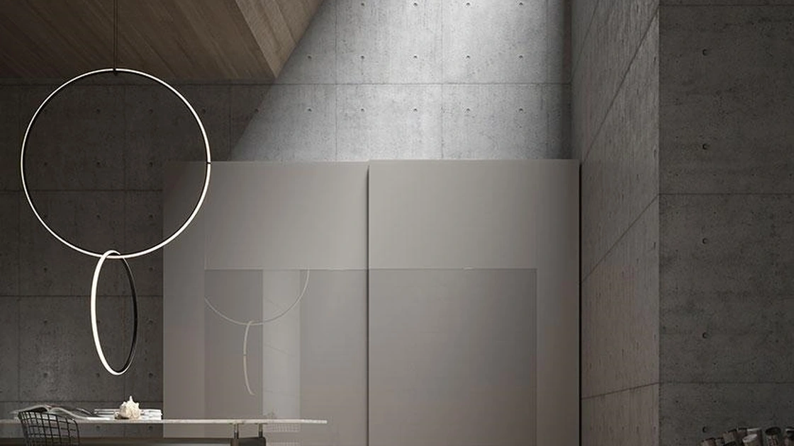 Armadio con ante scorrevoli Comp 308 in vetro opaco e lucido di Mobilgam