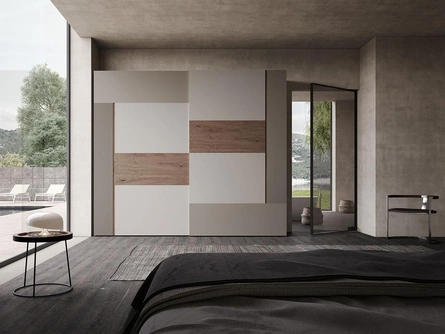 Armadio con ante scorrevoli Comp 310 in laccato opaco con inserti in legno di Mobilgam