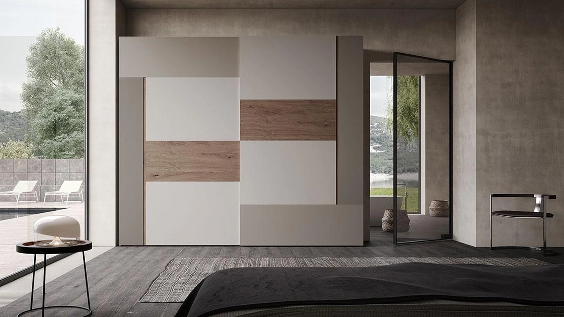 Armadio con ante scorrevoli Comp 310 in laccato opaco con inserti in legno di Mobilgam