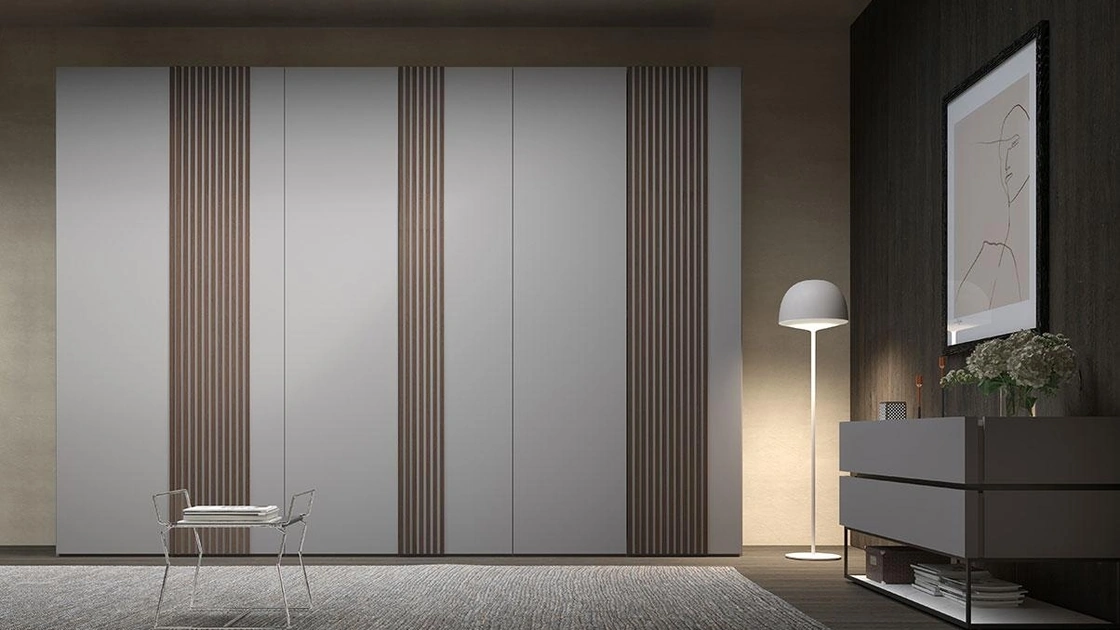 Armadio con ante battenti Comp 342 in laccato opaco di Mobilgam