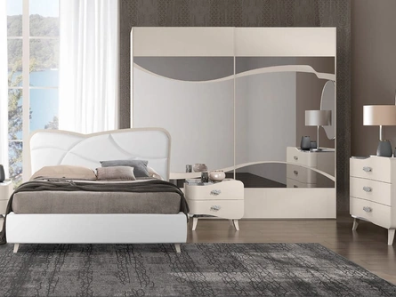 Armadio con ante scorrevoli Zaffiro in frassino tortora e specchi di Adriatica