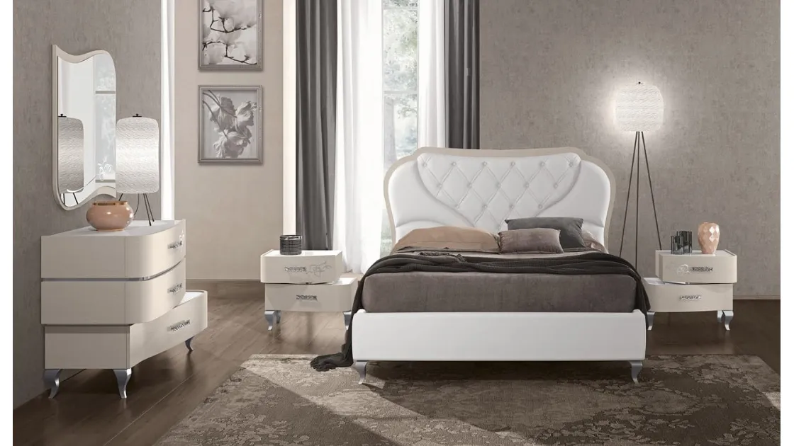 Gruppo Notte Smeraldo in Frassino Bianco di Adriatica