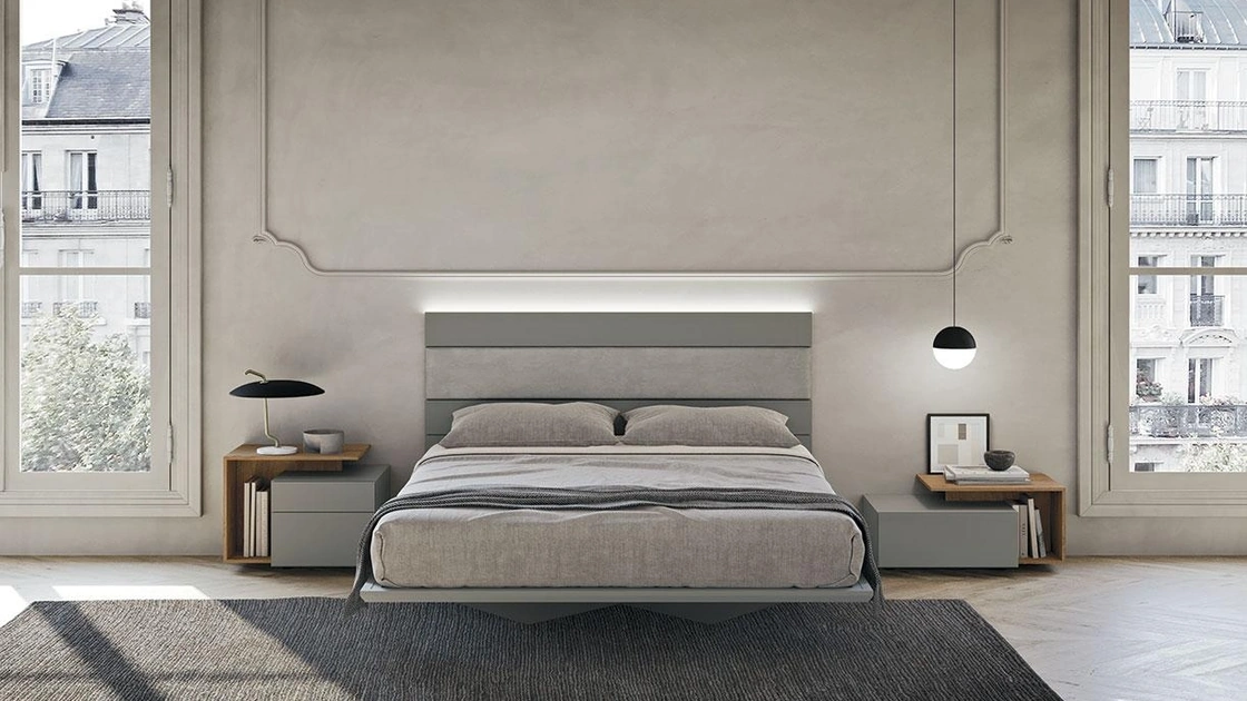 Comodino Quadra in laccato opaco e frassino di Mobilgam