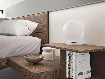 Comodino Scarabeo in frassino di Mobilgam