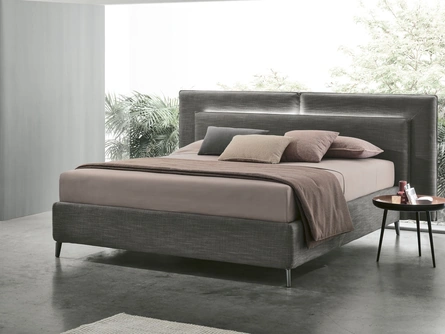 Letto in tessuto con doppia testiera Monroe di V&Nice