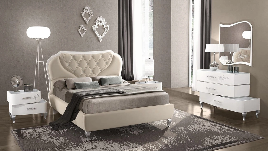 Letto con testiera imbottita e trapuntata Smeraldo di Adriatica