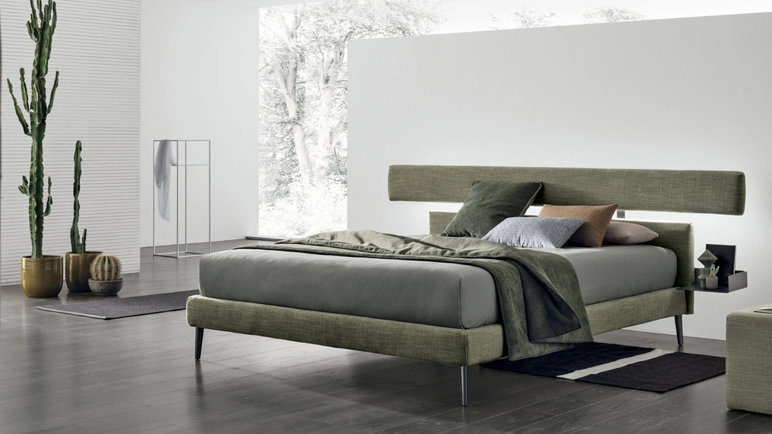 Letto in tessuto con testiera originale Denver di V&Nice