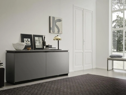 Madia Horizon Complanare 981 in laccato opaco di Mobilgam