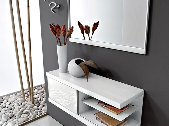 Mobile ingresso Kelly laccato opaco Bianco con anta scorrevole in vetro laccato di La Primavera