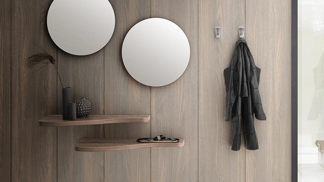 Mobile ingresso Nancy composto da mensole, specchi e appendiabiti di La Primavera