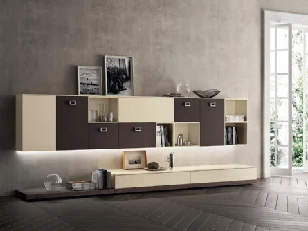 Parete Attrezzata Living Exclusiva 09 in laccato Beige e Pelle Ebano di Scavolini