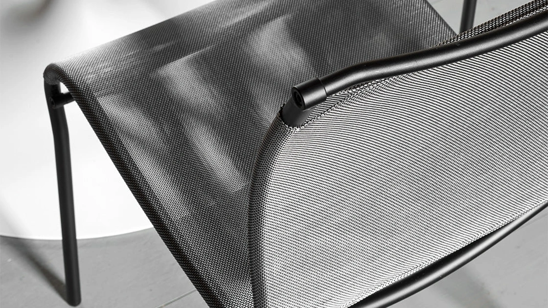 Sedia in metallo e tessuto Air di Connubia