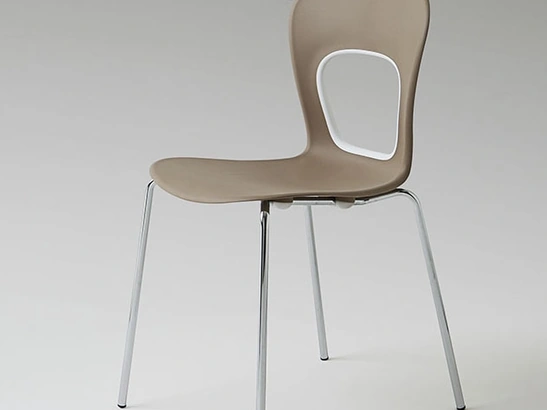 Sedia Blog in tecnopolimero con gambe in metallo di La Primavera