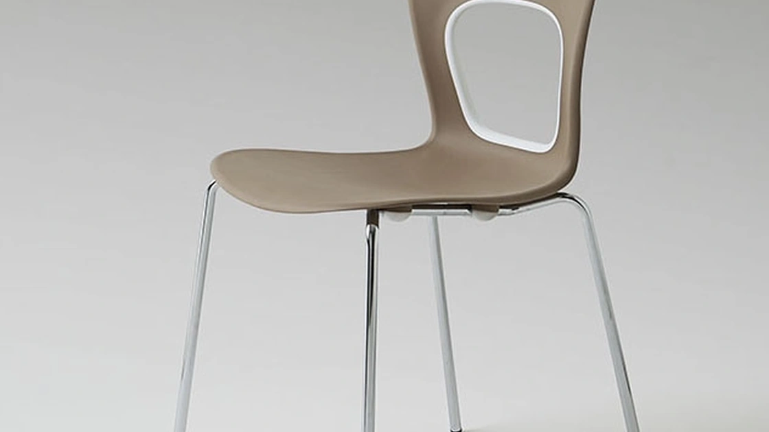 Sedia Blog in tecnopolimero con gambe in metallo di La Primavera