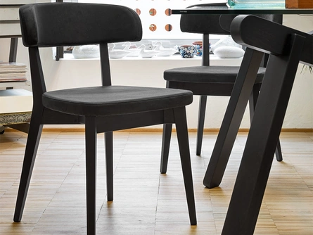 Sedia Siren in tessuto imbottito di Connubia