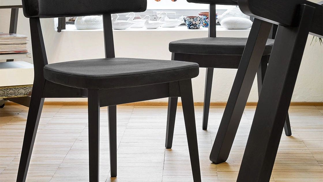 Sedia Siren in tessuto imbottito di Connubia