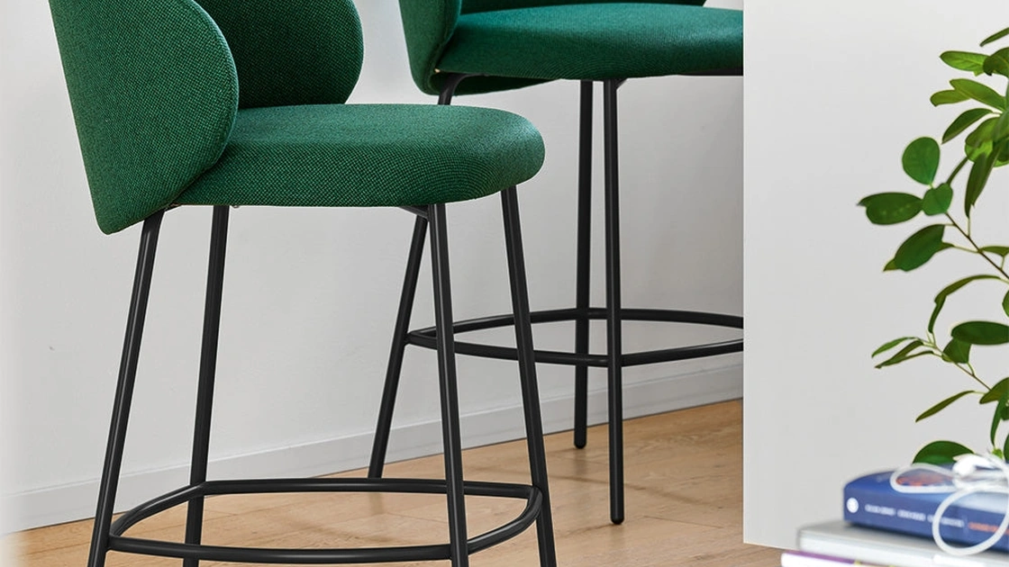 Sgabello in tessuto Tuka di Connubia