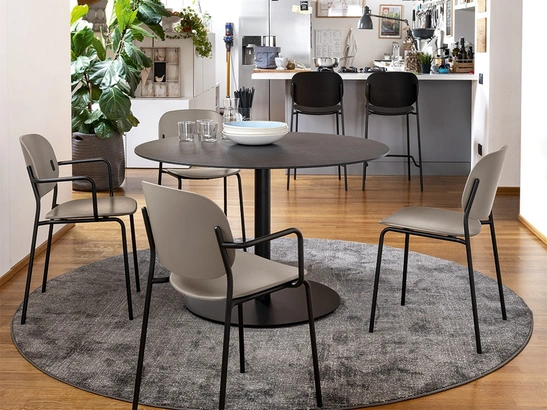 Sedia Yo! in polipropilene di Connubia