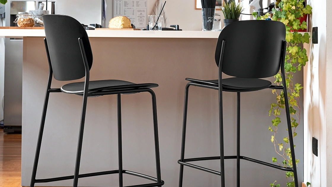 Sgabello Yo! in polipropilene di Connubia