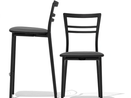 Sgabello Go! in metallo con seduta imbottita di Connubia