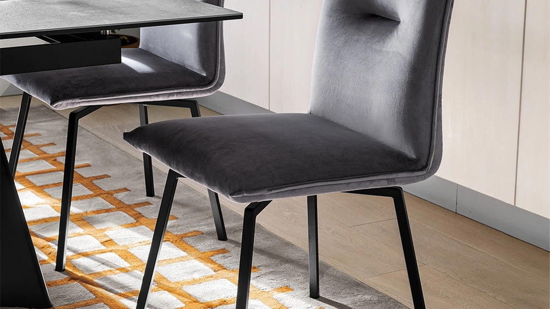 Sedia Maya di Connubia