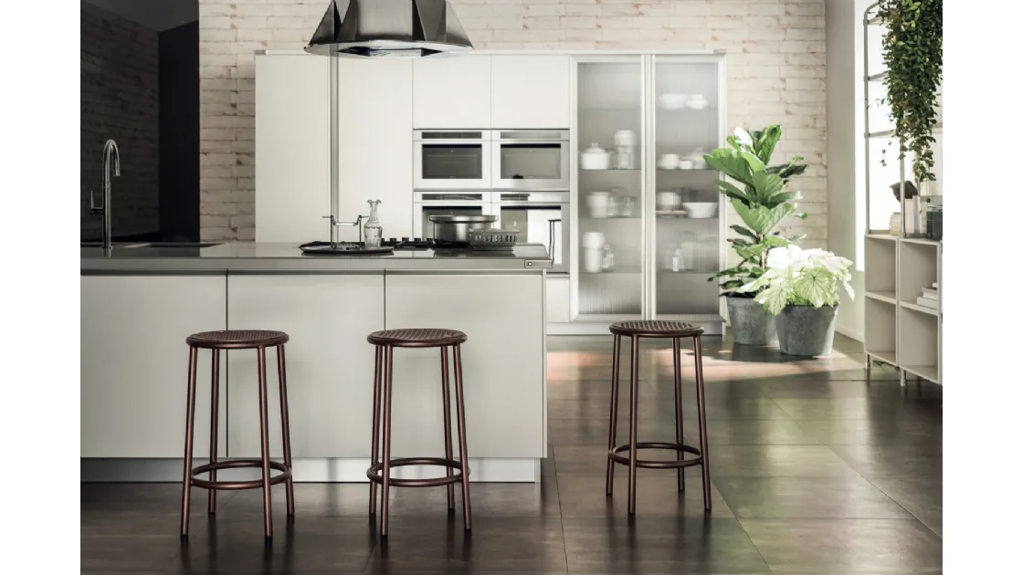 Sgabello Nizza in alluminio verniciato di Scavolini
