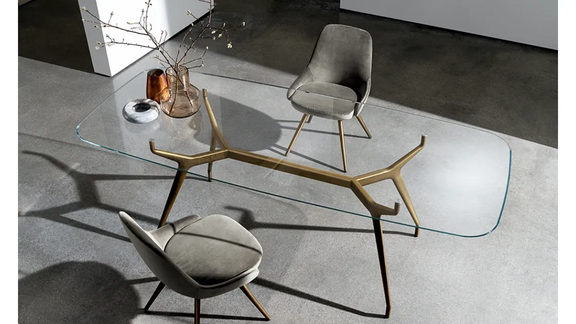 Tavolo Arkos Shaped 02 con top in vetro trasparente e struttura in alluminio di Sovet