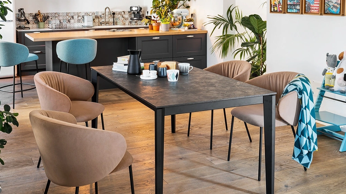 Tavolo allungabile Pentagon di Connubia