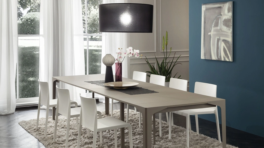 Tavolo consolle allungabile Fabio con top in HPL e gambe in acciaio di La Primavera