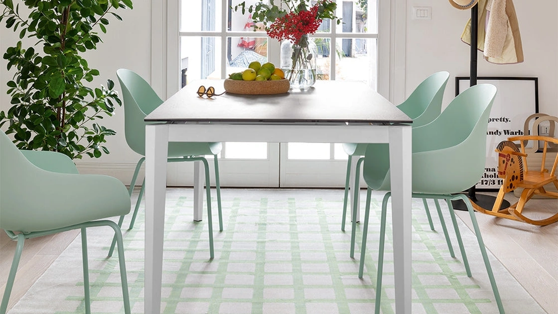 Tavolo allungabile Pentagon Fast di Connubia