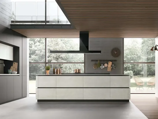 Cucina Moderna con isola Metropolis 10 in pet e materico Cemento Bianco di Stosa