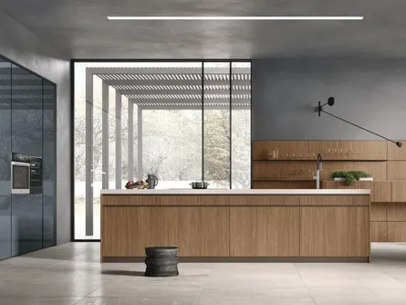 Cucina Moderna con isola Natural 03 in Noce e laccato lucido di Stosa