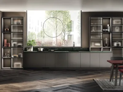 Cucina su misura Motus 03 in laccato effetto metallo Acciaio Scuro di Scavolini